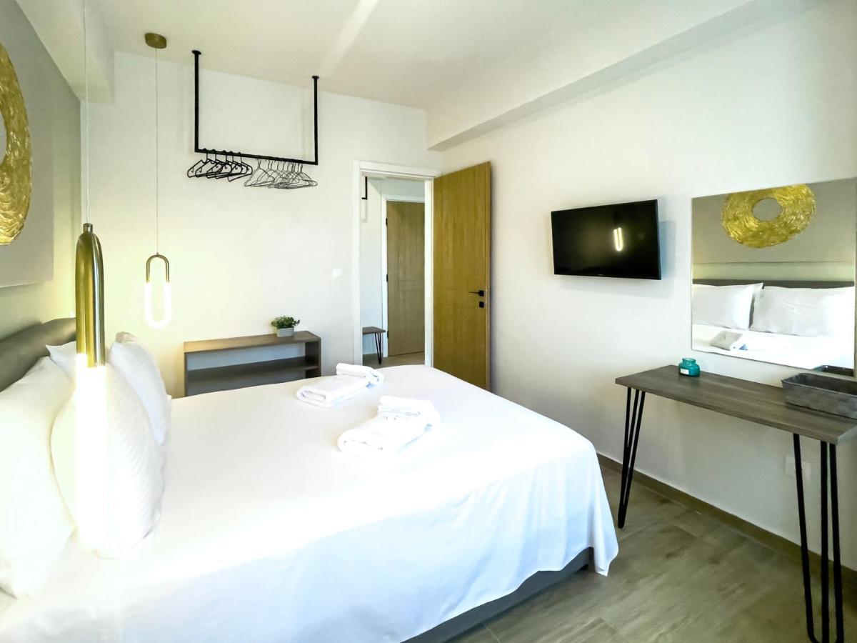 Athonite All Seasons Luxury Suites อิเอริสโซส ภายนอก รูปภาพ