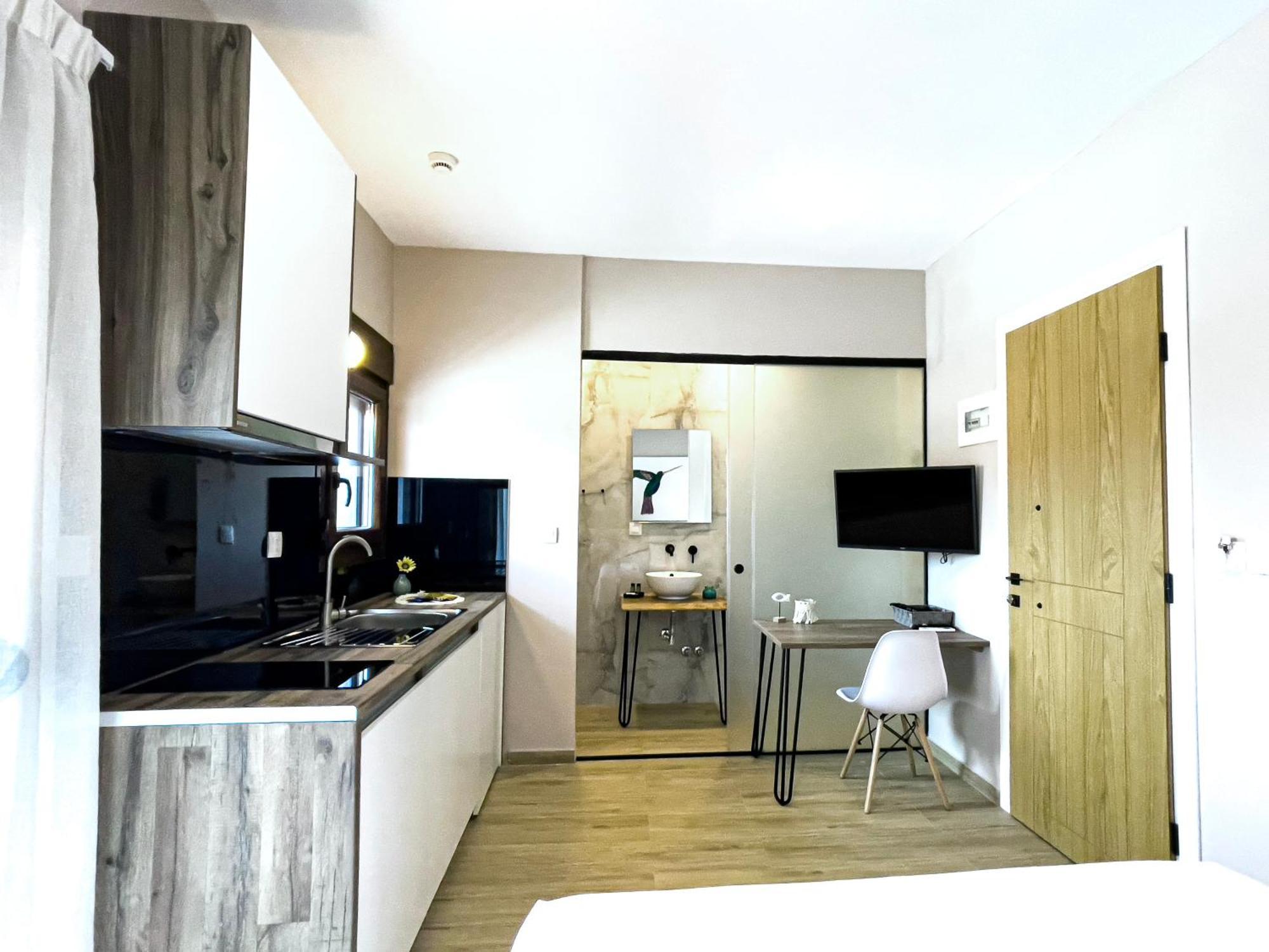 Athonite All Seasons Luxury Suites อิเอริสโซส ภายนอก รูปภาพ